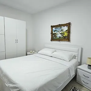 Albi Appartement Berat